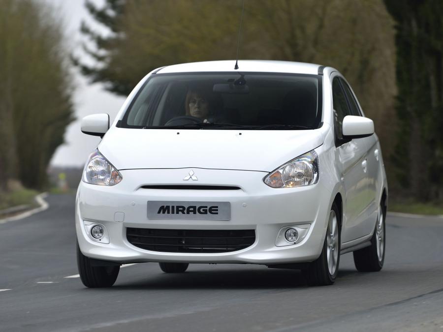  Mitsubishi Mirage 2013 года  (UK) (фото 29 из 31)